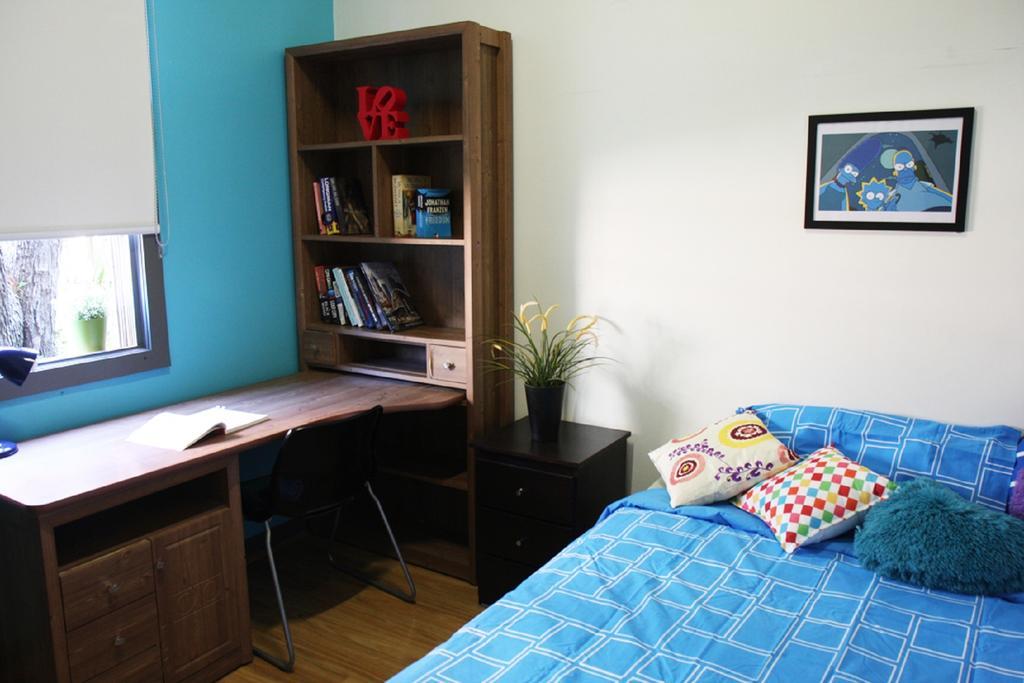 South Yarra Hostel Мельбурн Экстерьер фото