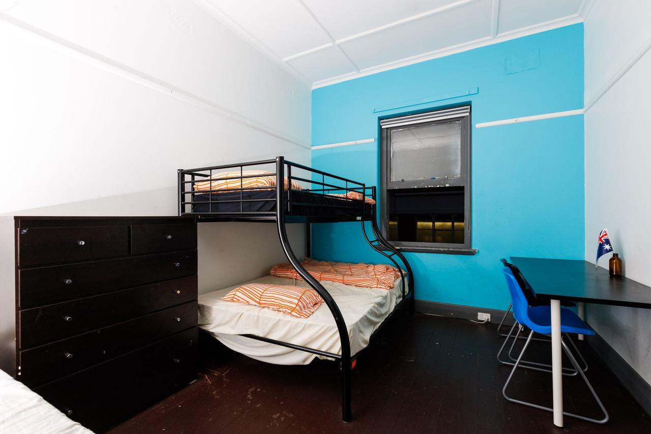 South Yarra Hostel Мельбурн Экстерьер фото