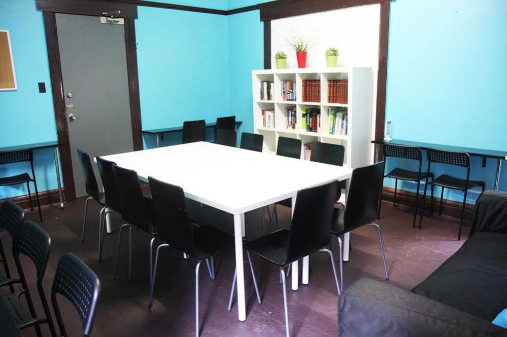 South Yarra Hostel Мельбурн Экстерьер фото
