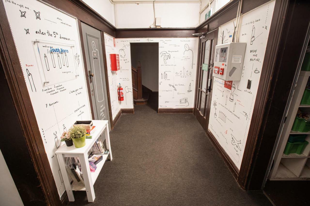 South Yarra Hostel Мельбурн Экстерьер фото